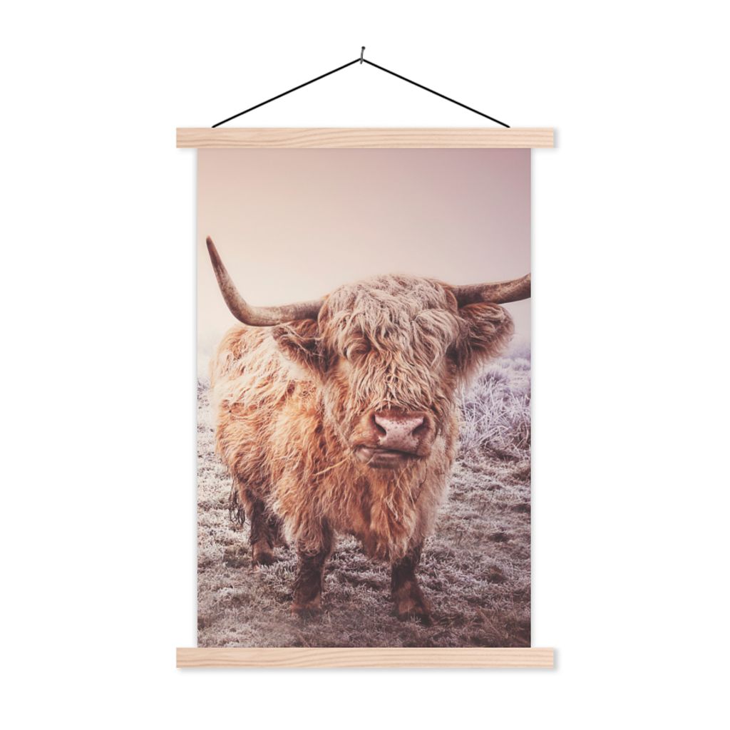 MuchoWow Textilposter Schottische Hochlandbewohner - Licht - Himmel - Natur 60x90 cm mit holzfarbenen Rahmen - Textil