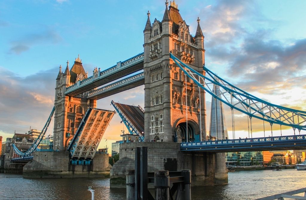 hansepuzzle 50435 - Tower Bridge Puzzle, 500 Teile, Reisen, 46,0 x 30,0cm mit hochwertiger Aufbewahrung, Kartonbox und wiederverschließbarem Beutel