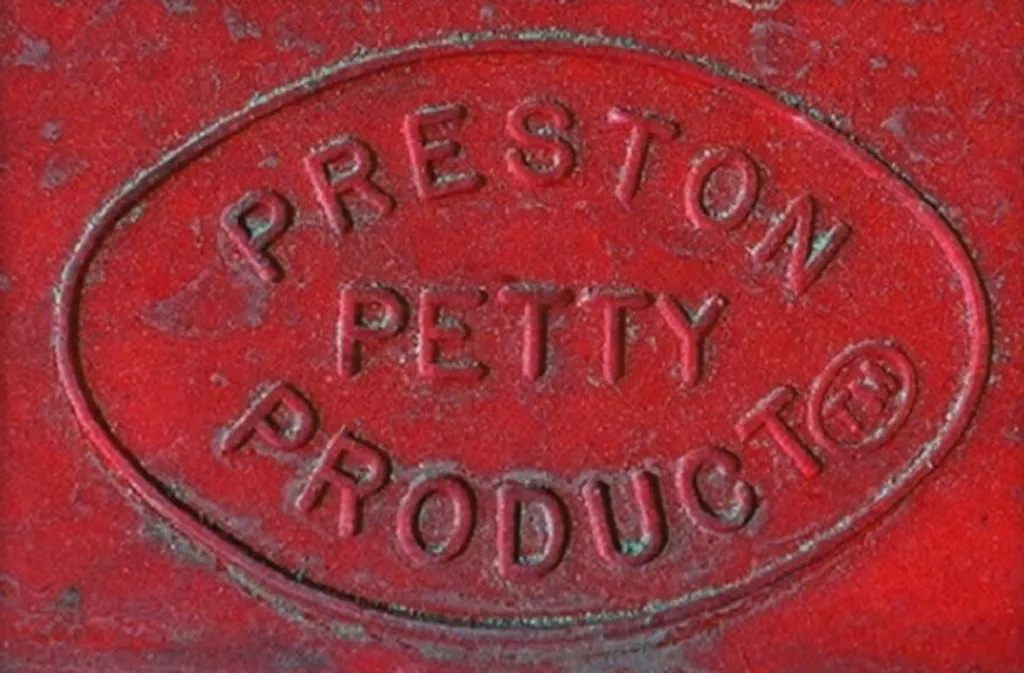 Garde-boue moto cross vintage rouge Preston Petty pour restauration enduro