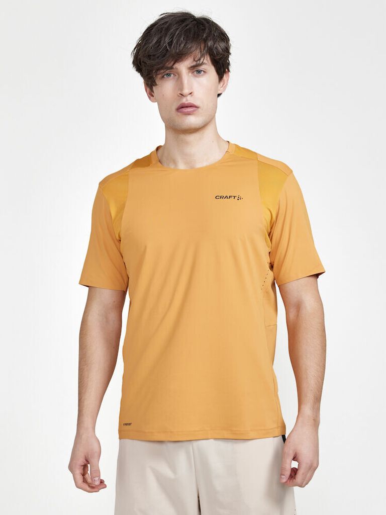 Craft ADV HiT SS Tee M