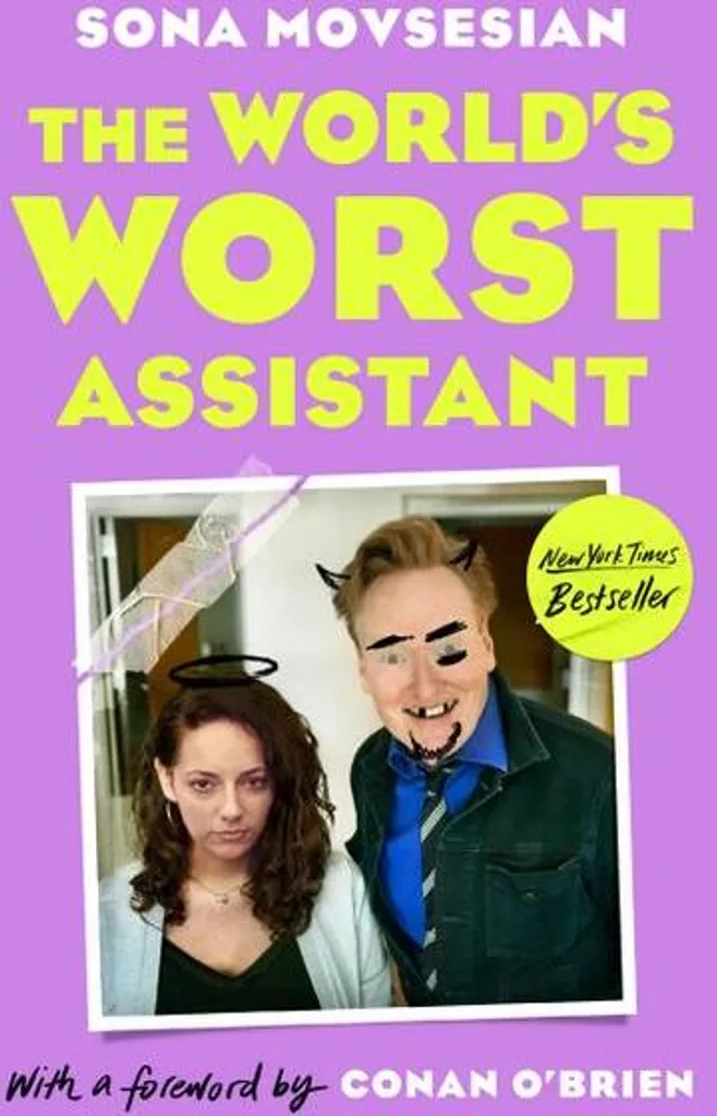 Livre The World's Worst Assistant par Sona Movsesian - Humour et Humilité