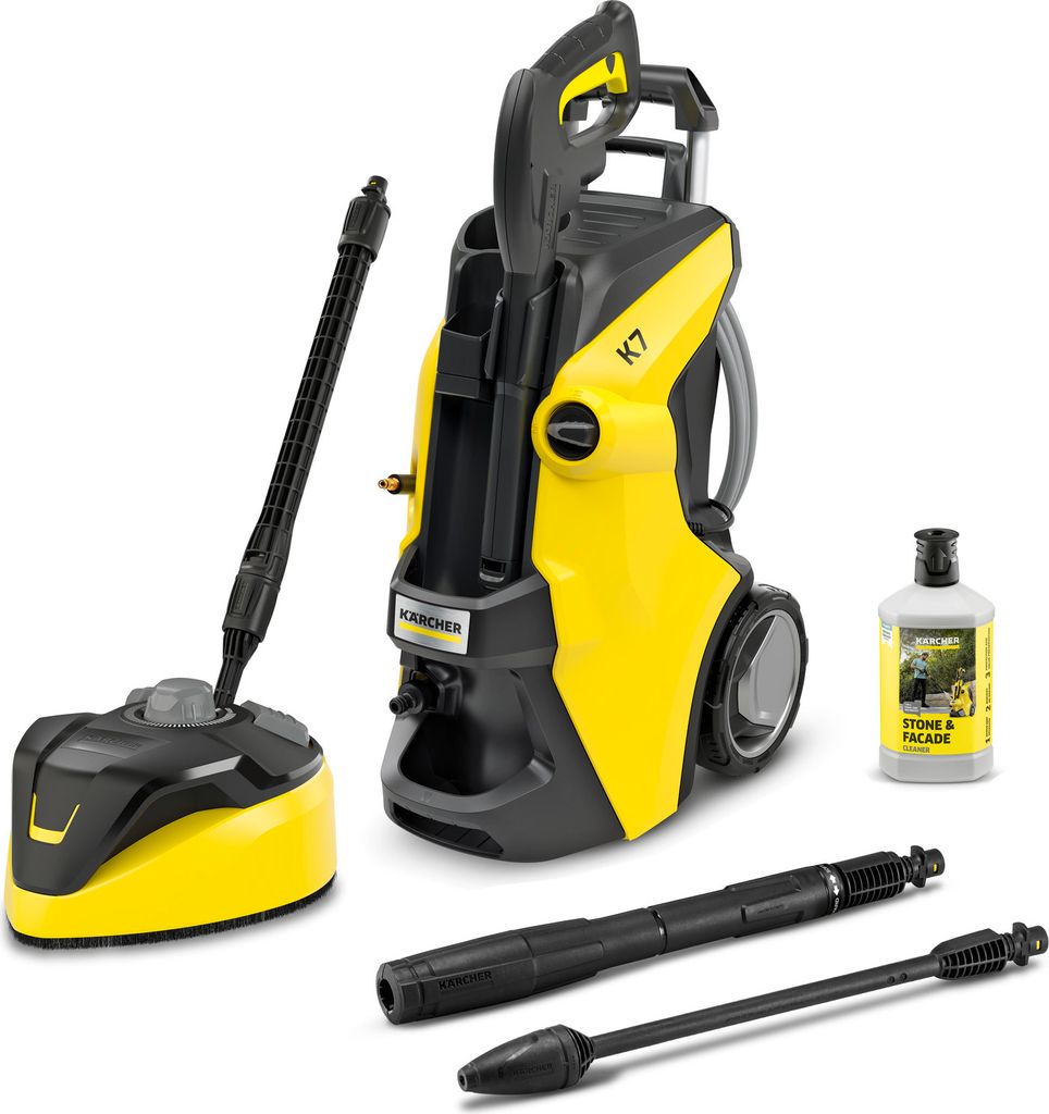 A Kärcher pressure washer and its accessories are displayed against a white background.