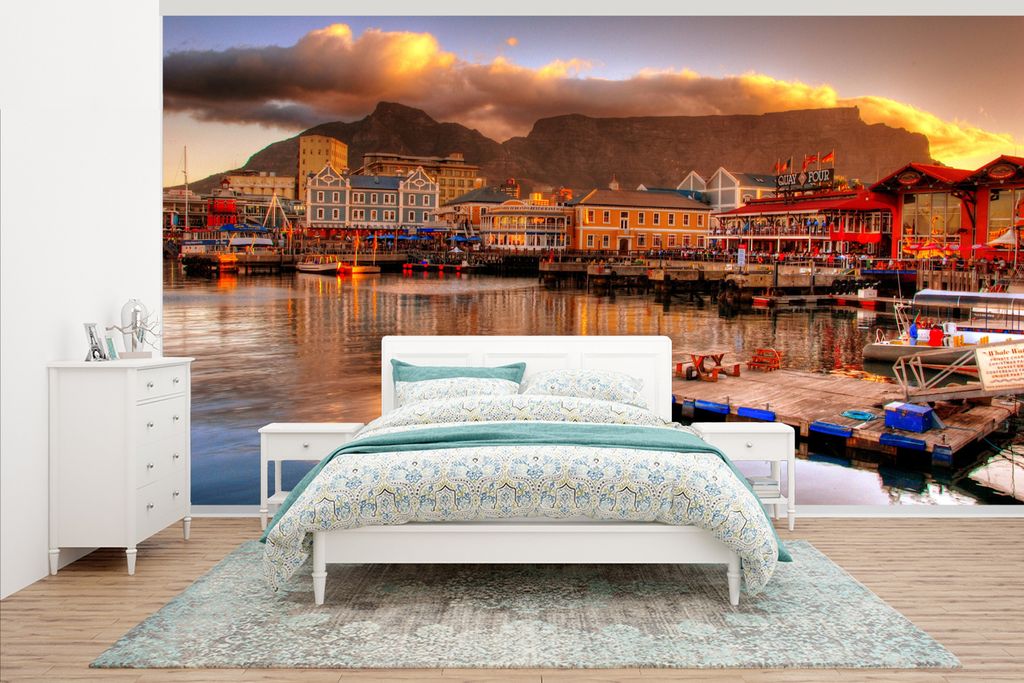 MuchoWow Fototapete für Wohnzimmer oder Schlafzimmer Wandtapete Vinyl Motivtapete Ein Blick auf den Tafelberg mit den bunten Häusern von Kapsta...