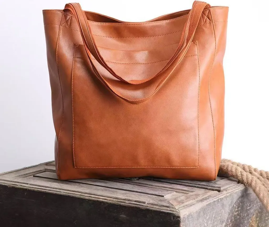 Sac vintage grande capacité en polyuréthane marron avec bandoulière INF