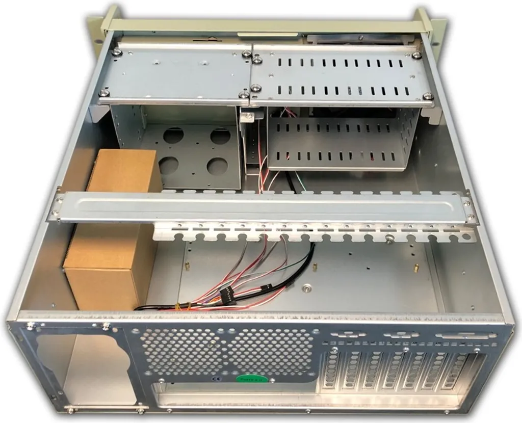 Coffret 19" IPC 4U DATACOM Gris : Solution de Rackage Robuste et Spacieux - 2