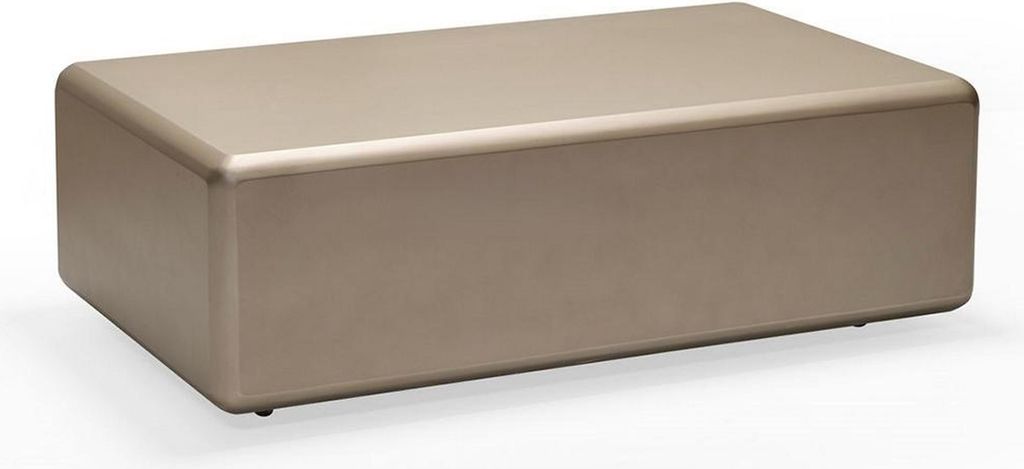 Beiger Holz-Couchtisch im eleganten Design