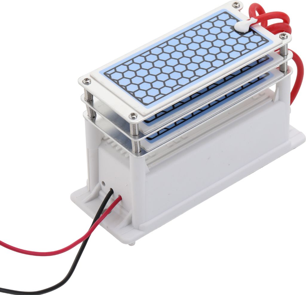 Tragbarer keramischer Ozon 15g/h Generator Lange Lebensdauer Drei Ozontabletten Integrierte Platte Luft Wasser Reiniger Ozonisator