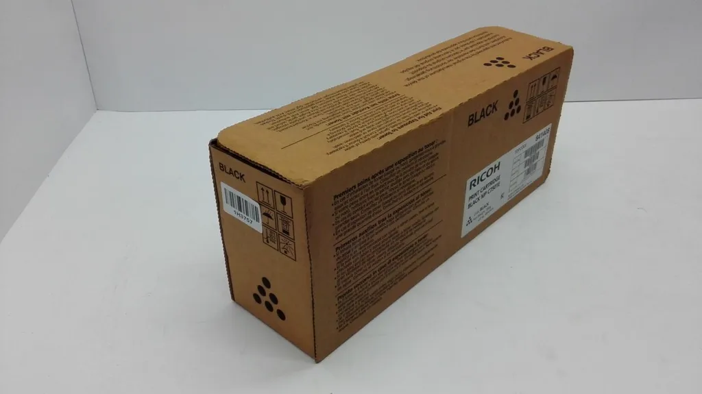 Toner Ricoh 842073 noir pour impression de documents professionnels
