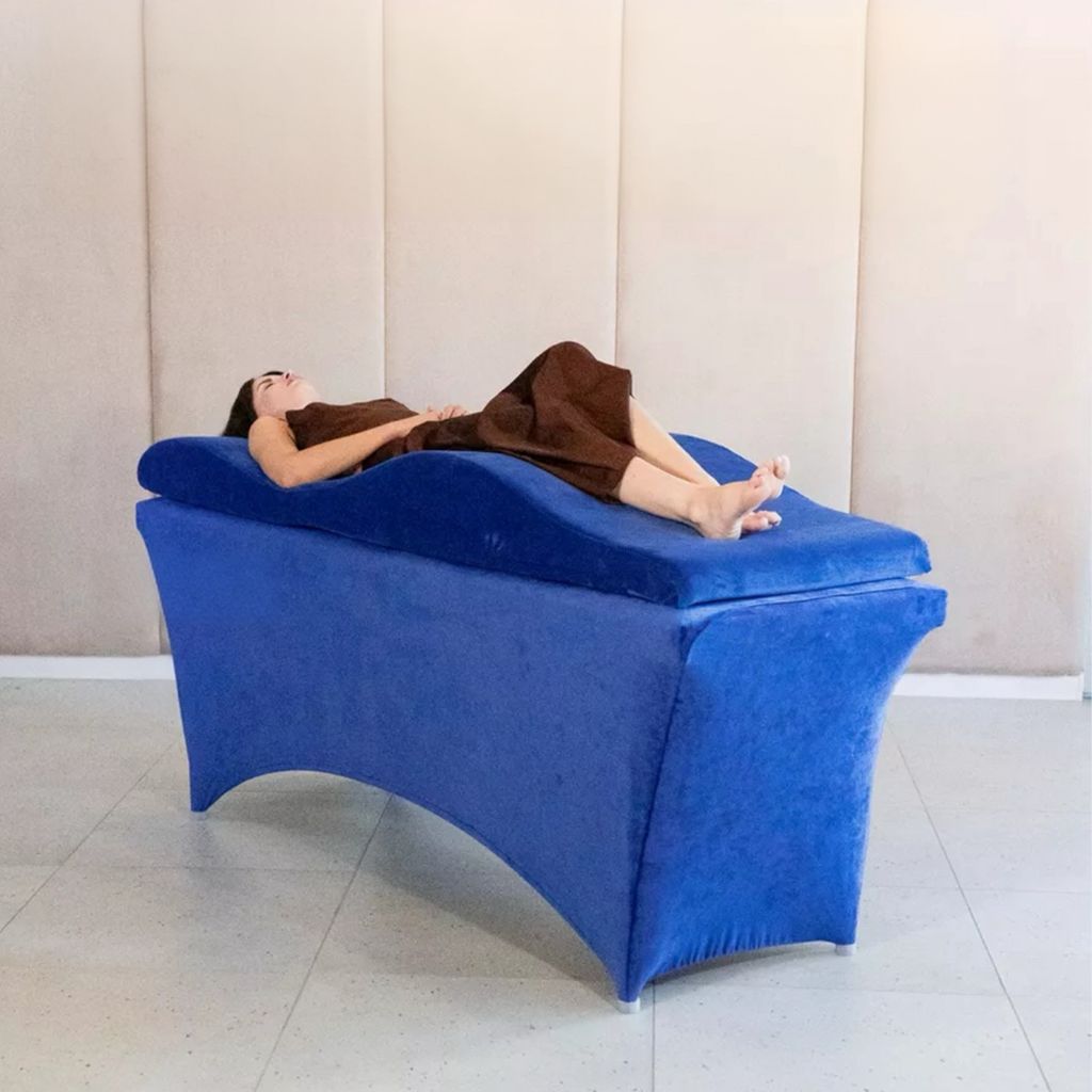 Wellen-Matratze (curved lash bed topper) mit Memory-Schaum und velours Bezug | Für Wimpernverlängerung, PMU & Kosmetikbehandlungen | 190x70 cm, blue