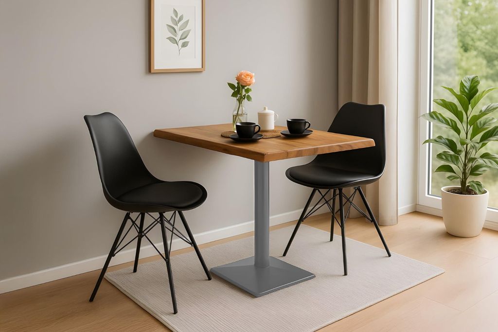 Bistrotisch Iris, Akazienholz massiv + naturfarben, echte Baumkante, Baumkantentisch mit Säulen-Gestell aus Eisen Silber, Säulentisch/Esstisch 80...