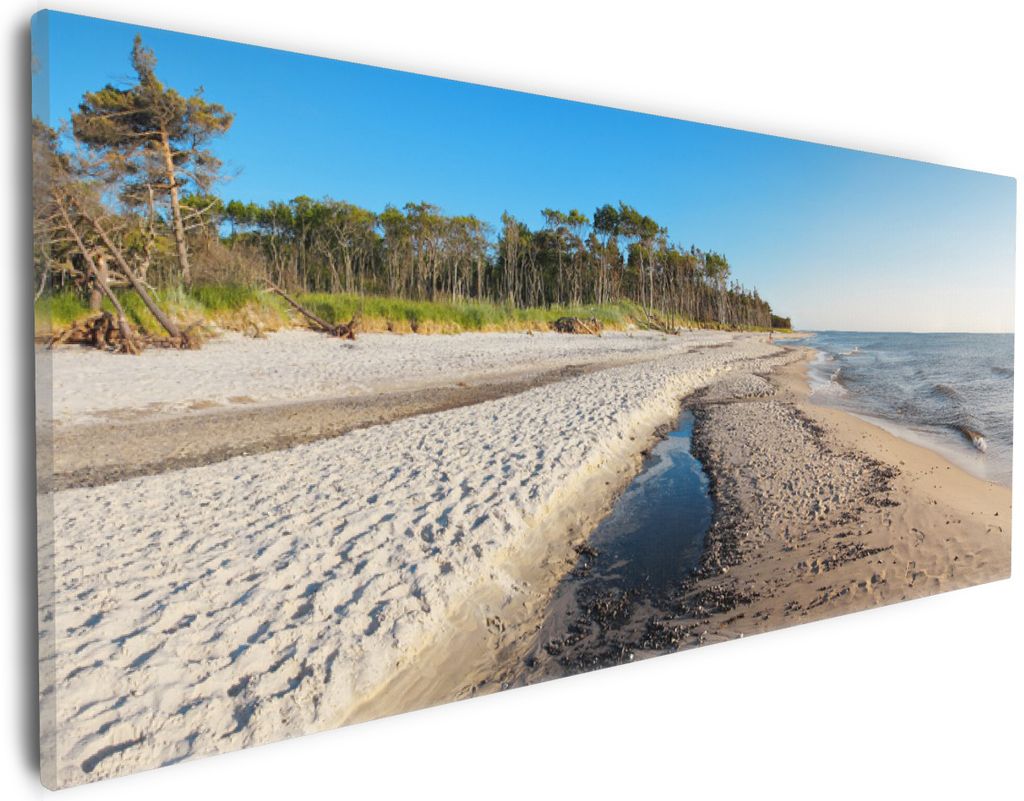 Wallario Premium Leinwandbild Einsamer Strand am Meer - Produktbild 