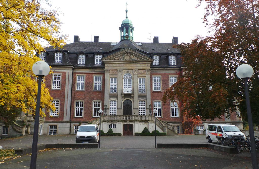 hansepuzzle 31804 - Schloss Loburg Puzzle, 500 Teile, Gebäude, 46,0 x 30,0cm mit hochwertiger Aufbewahrung, Kartonbox & Beutel