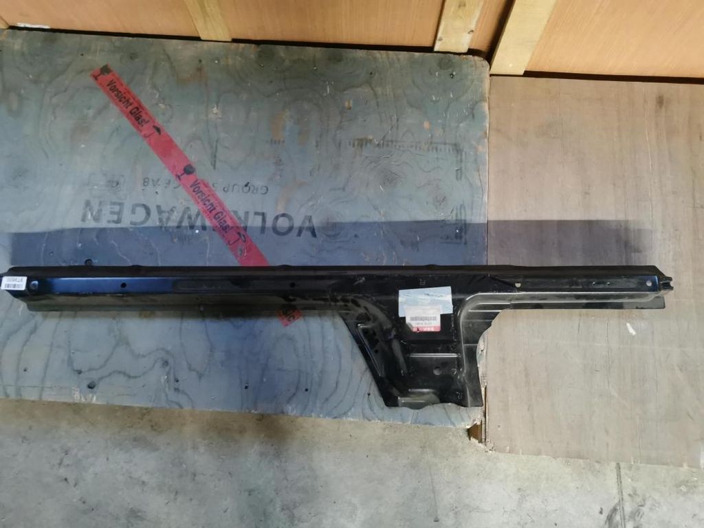 Original OE SUZUKI Seitenverstärkung 6323081G01000