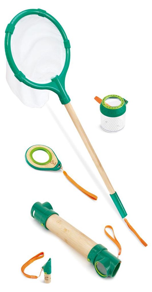 Hape Outdoor Entdecker-Set für Kinder ab 3 Jahren mit Insektennetz, Lupe, Reagenzglas, Pfeife – 23,5x21,5x33,5cm