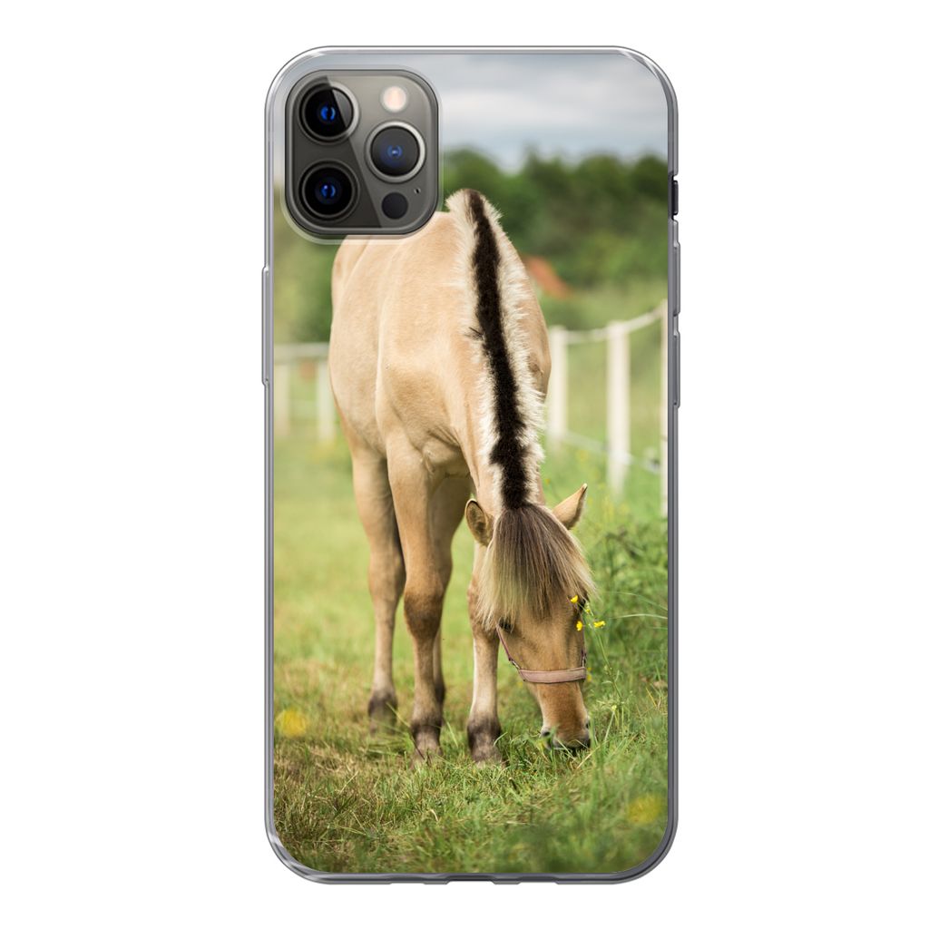 MuchoWow Handyhülle Schutzhülle Hülle für iPhone 13 Pro Max Porträt eines Fjordpferdes auf einer Wiese Silikon Softcase Handy Hülle - Mobil...
