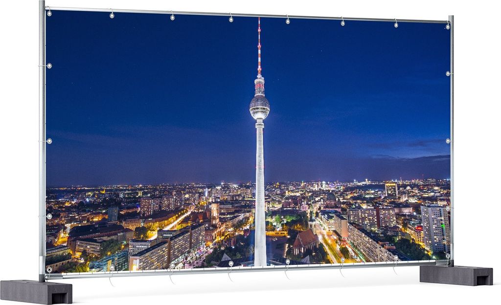 Wallario XXL Outdoor-Poster für Garten oder Balkon, Motiv Fernsehturm Berlin bei Nacht, in ca. 340 x 173 cm