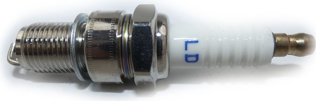 MATRIX Ersatzteil Zündkerze LD F7RTC für Stanley Stromerzeuger SG 2400