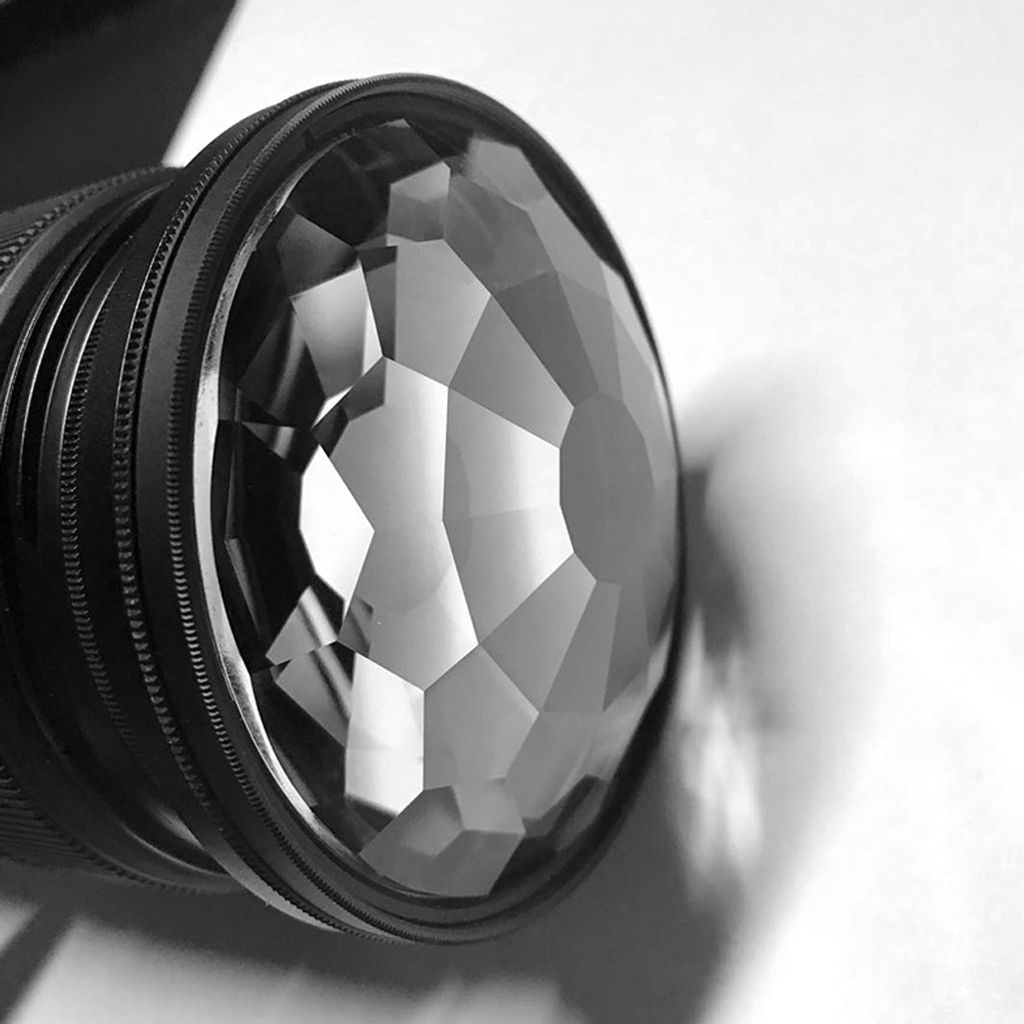 Andoer 77mm Linearer Glas-Prisma-Objektivfilter Professionelles Kaleidoskop-Objektiv-Filter-Fotografie-Zubehör für DSLR-Kamera-Porträt-Nachtszenen-Fotografie Kamera-Glasfilter 