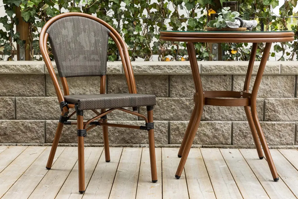 Chaise de café Guarda noire : la solution d'assise durable et facile - 4