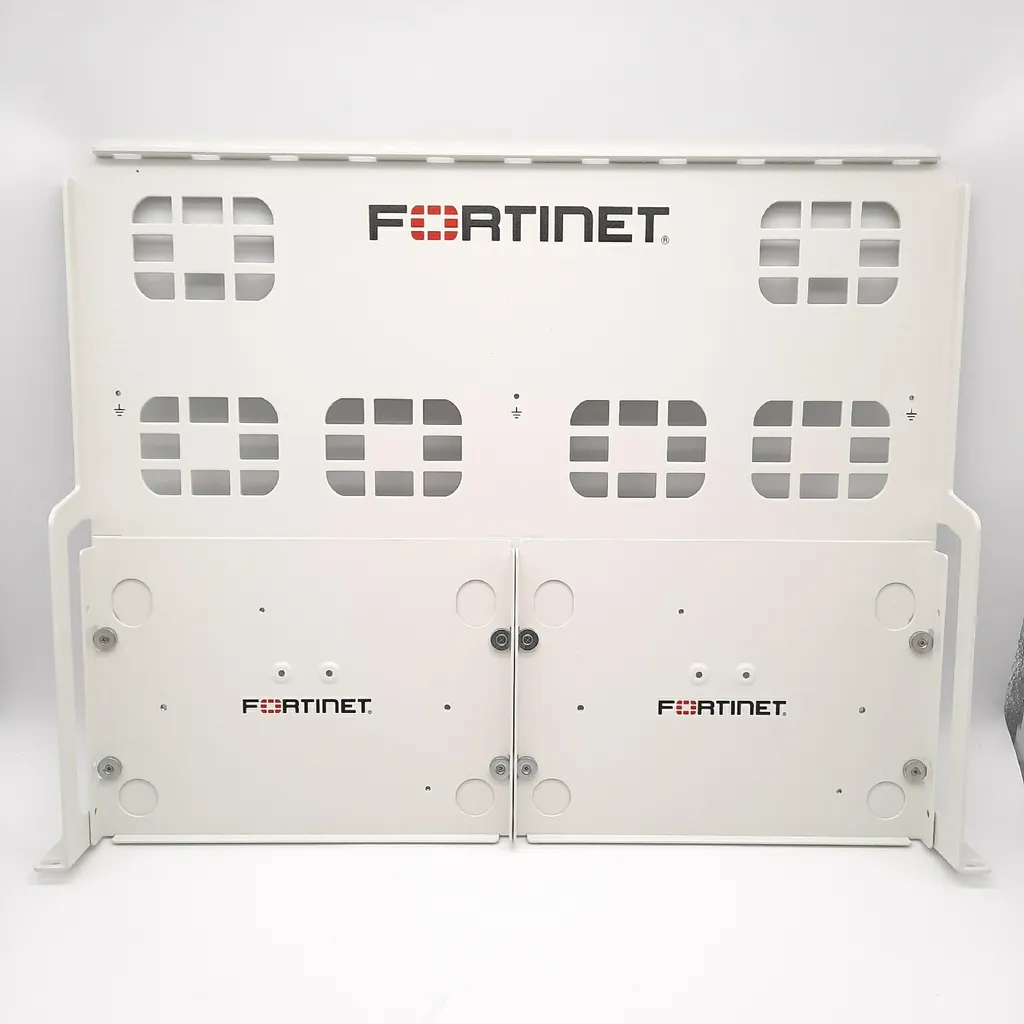 Rackage FortiGate 60E 60F 70F Solution Rackmount.IT pour Baie de Brassage - 6