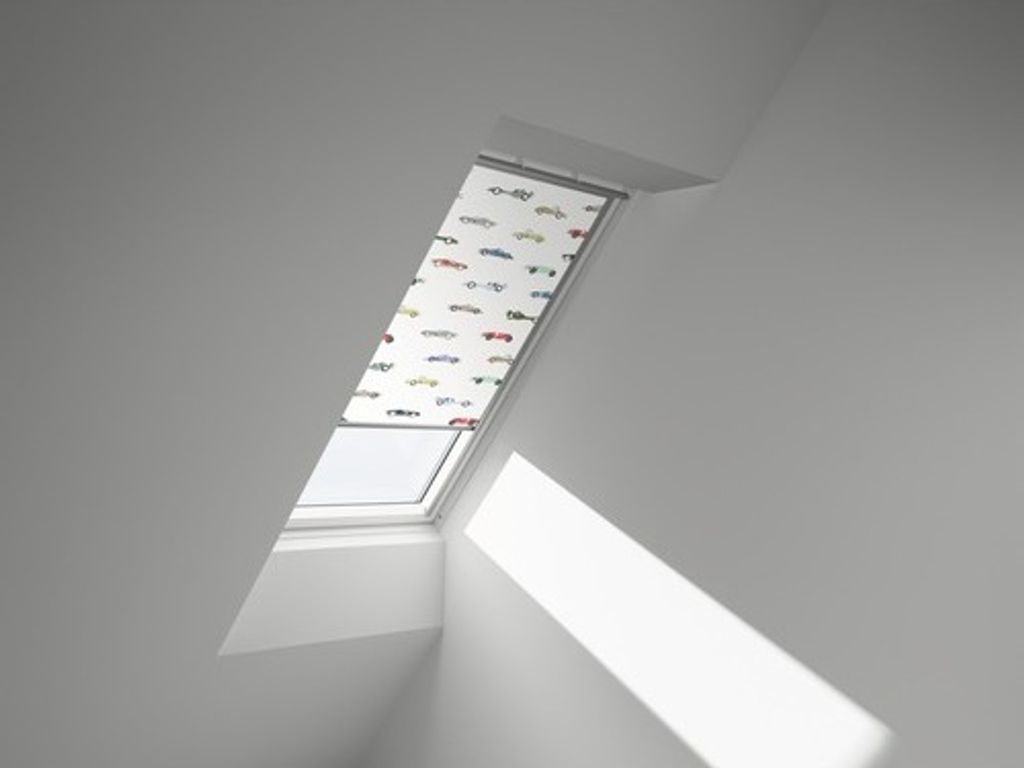 VELUX Verdunkelungsrollo Kids Rennautos manuell Rahmen weiß DKL CK02 4654SWL