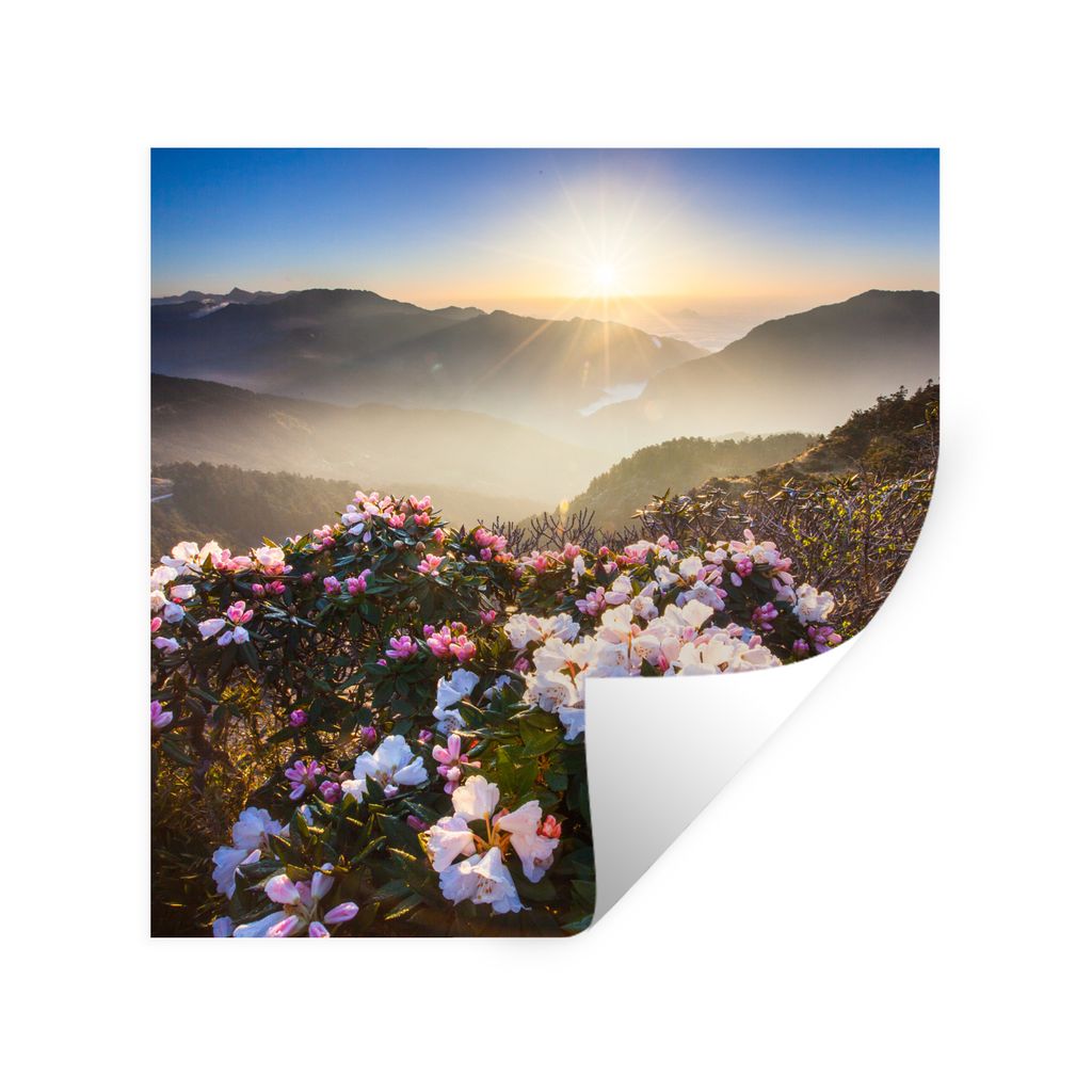 MuchoWow Wandtattoo Wandsticker Wandaufkleber Blumenwiese - Sonne - Berge 30x30 cm Selbstklebend und Repositionierbar - Repositionierbar - Wasser...