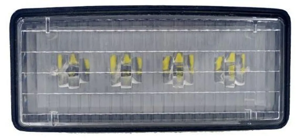 Feu de travail LED 1700 Lumens étanche pour John Deere 4700 et 6400