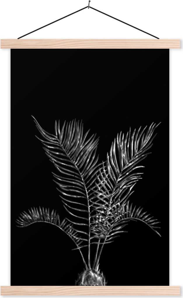MuchoWow Textilposter Blätter einer Palme auf schwarzem Hintergrund - schwarz und weiß 120x180 cm mit holzfarbenen Rahmen - Textil-Plakat