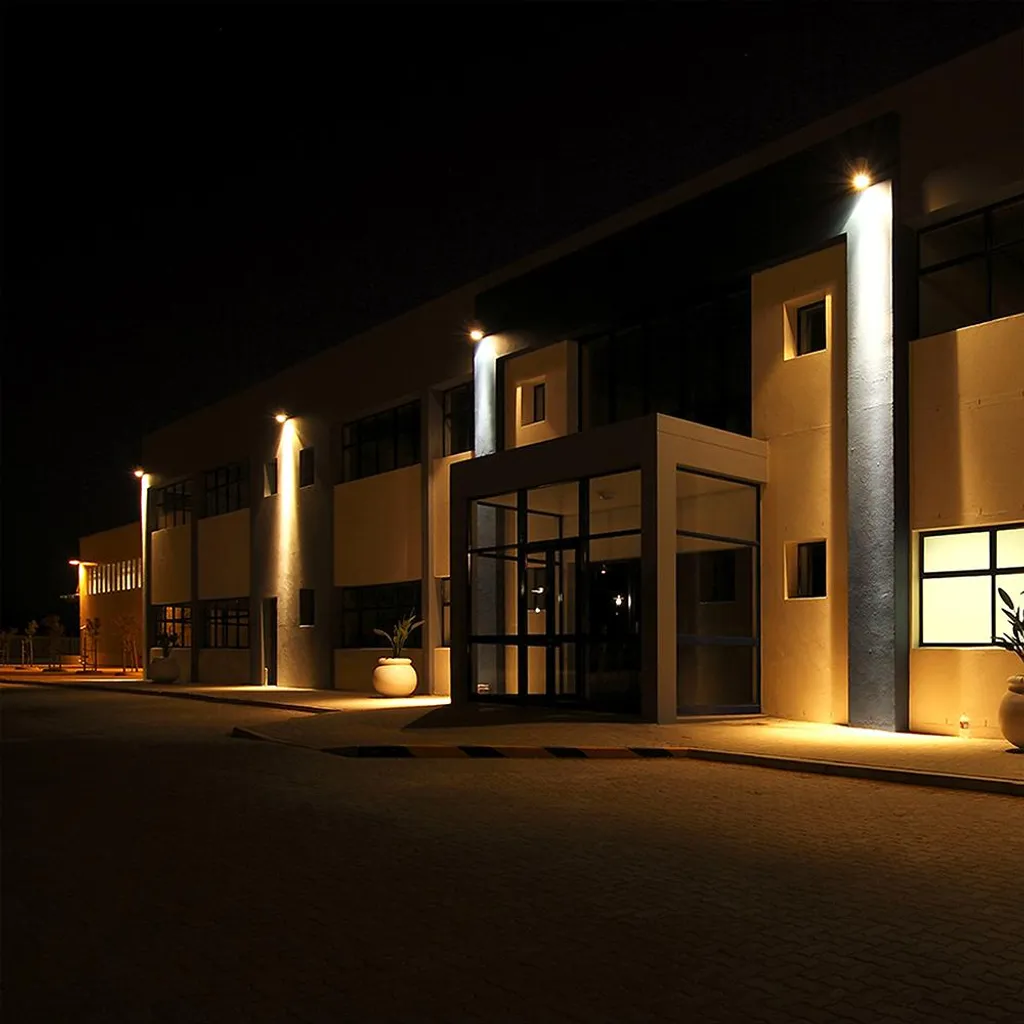 Projecteur extérieur LED 200W étanche IP65 pour éclairage grand angle