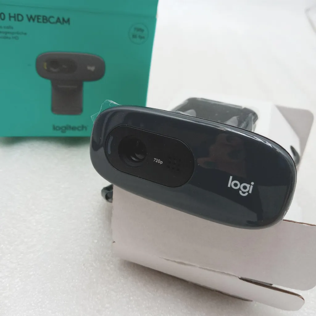 Webcam Full HD Logitech 960-001063 Reconditionnée pour Vidéoconférence - 4