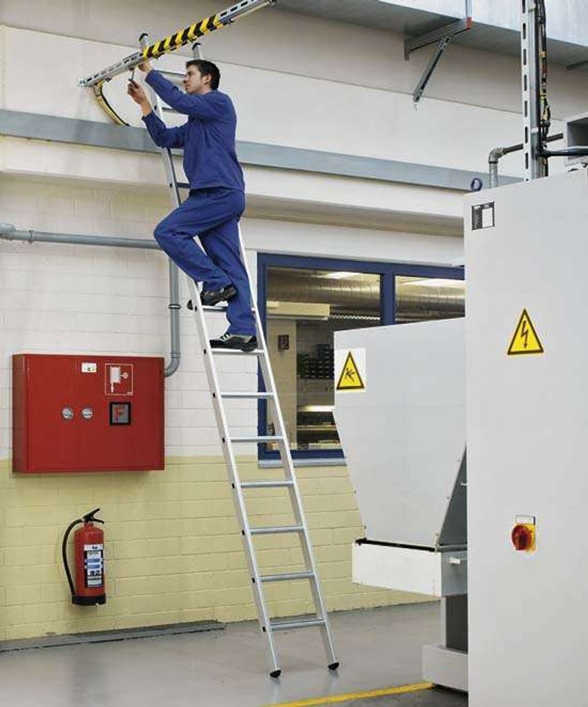 ZARGES Saferstep L - LM-Stufen-Anlegeleiter 6 Stufen 41356