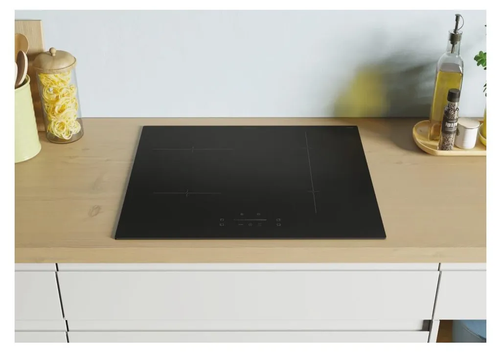 Table induction 59 cm Candy Idea avec 4 foyers et commandes tactiles - 2