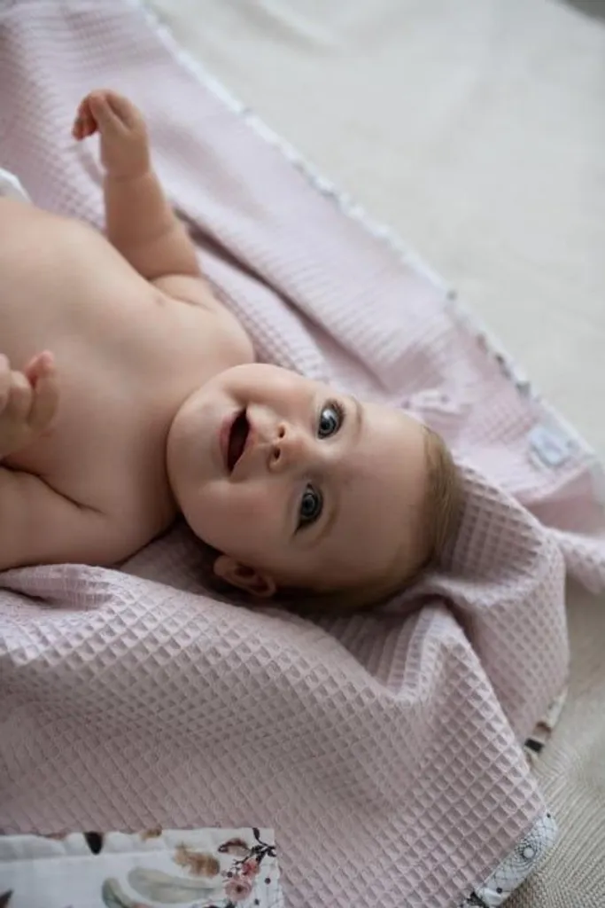 Couverture coton doux 75x100 attrapeurs rose : solution sieste bébé