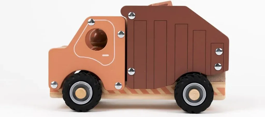 Petit camion en bois naturel Egmont Toys aux finitions artisanales - 9