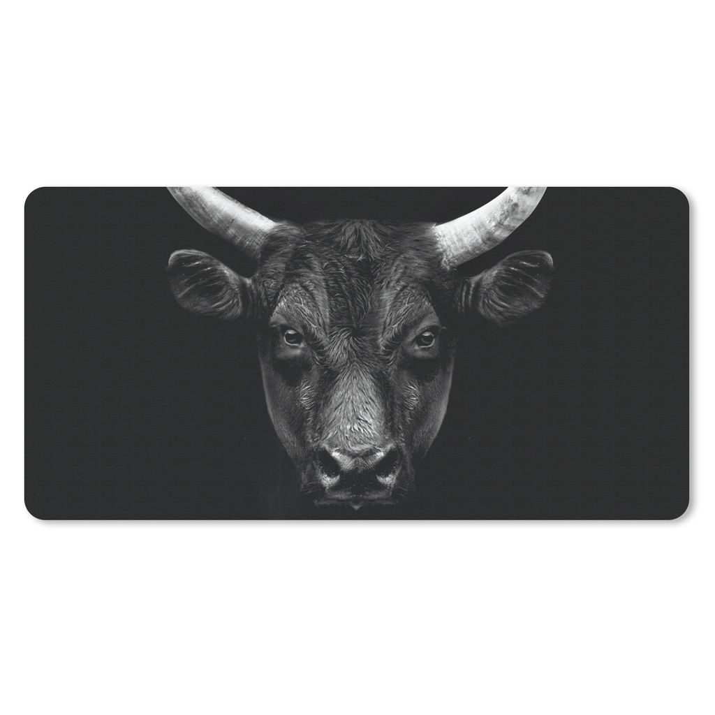 MuchoWow Schreibtischunterlage Tiere - Stier - Schwarz - Weiß - Porträt 80x40 cm - XXL Mauspad - Gaming Mauspad