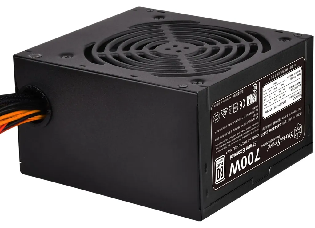 Alimentation 700W SilverStone Strider Essential pour PC Gaming et Travail - 2