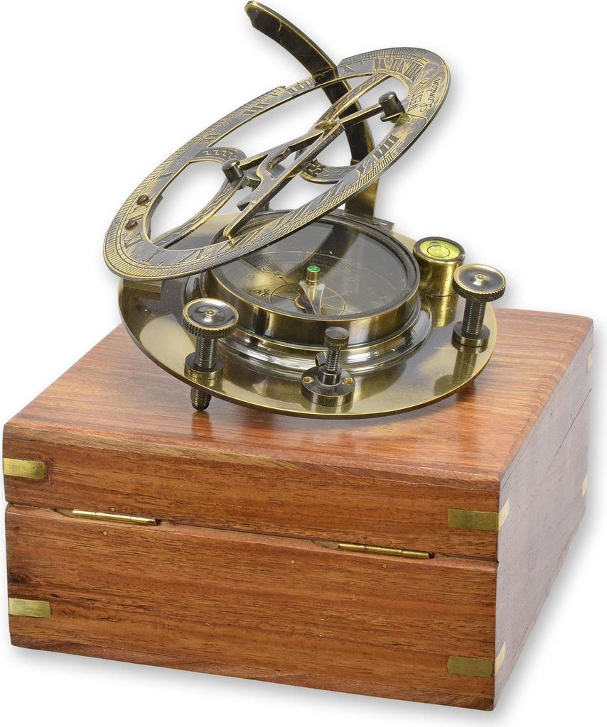 Kompass Messing in einer Holzbox Replikat Retro Design Dekoration