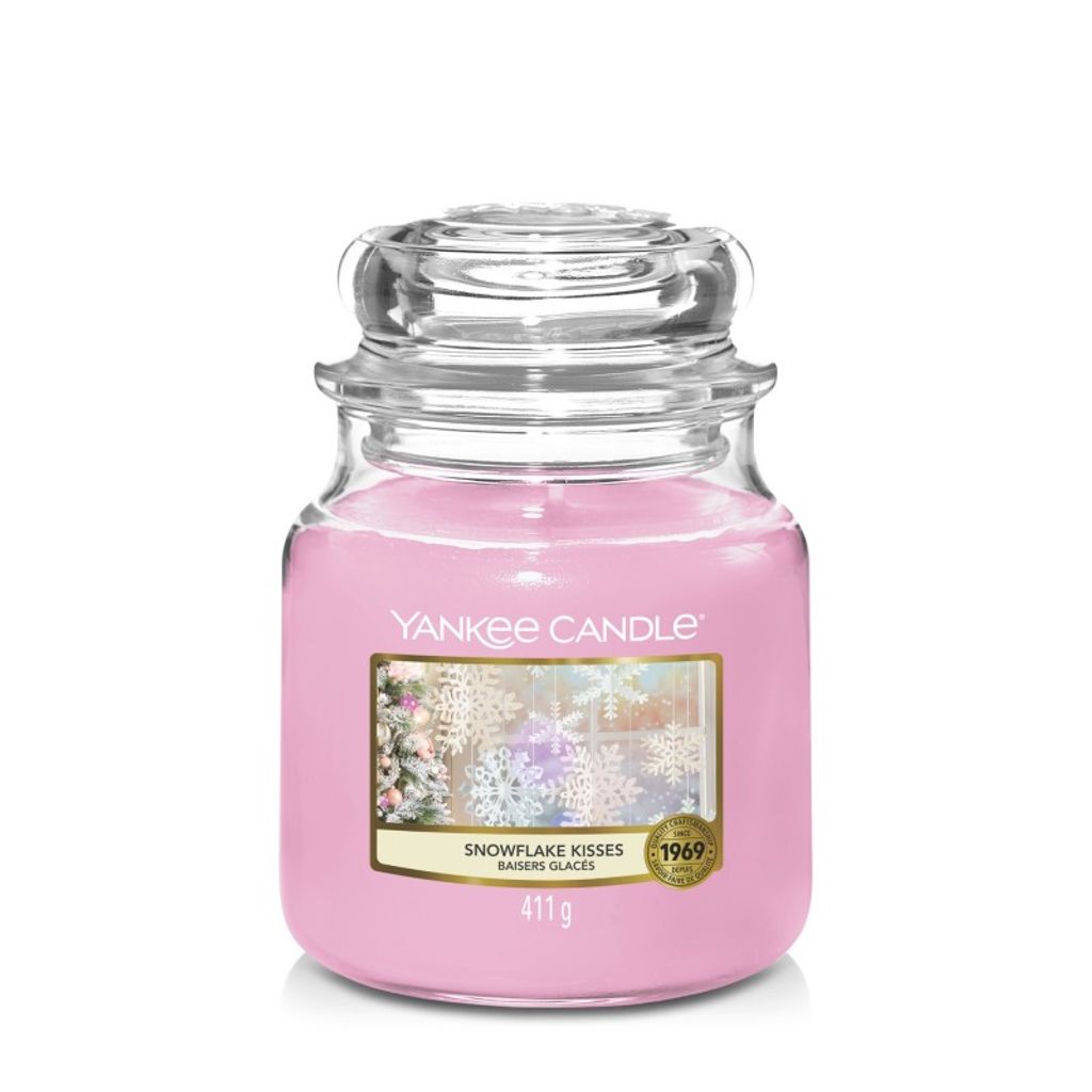 Świeca aromatyczna Classic średnia Snowflake Kisses 411 g Zdjęcie produktu 