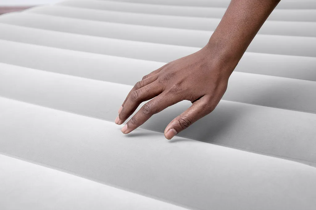 Matelas gonflable TriTech résistant avec pompe sans fil intégrée 203cm - 6