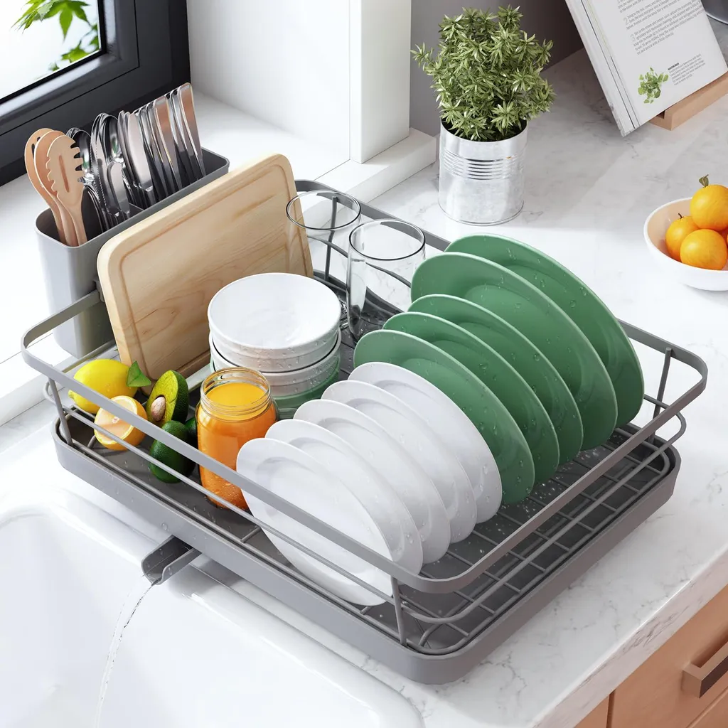 Égouttoir à vaisselle idéal pour organiser votre cuisine de façon efficace