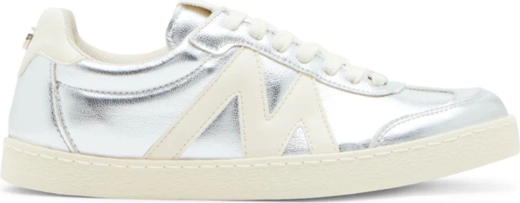 Kaufen Sie den Steve Madden Escapade Silver bei Kicksshop. Trendiger silberner Damenschuh mit modernem Design und bequemer Passform.