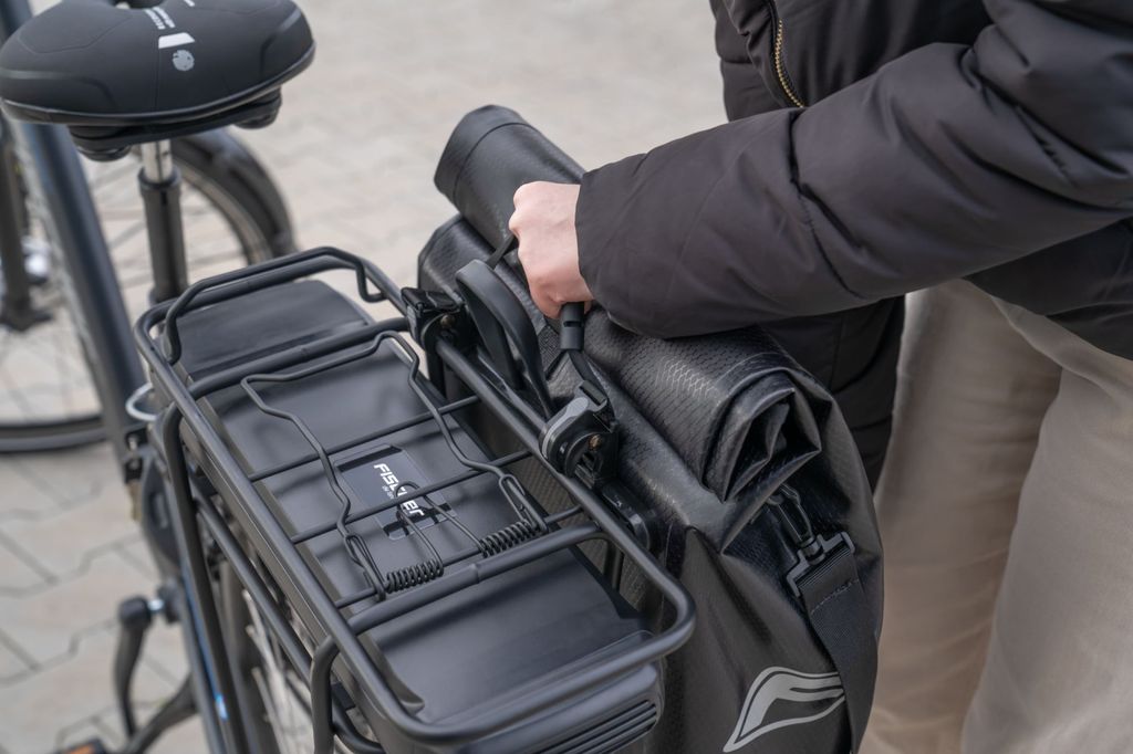 FISCHER Gepäckträgertasche PLUS Emendo - abschließbar Produktbild 15