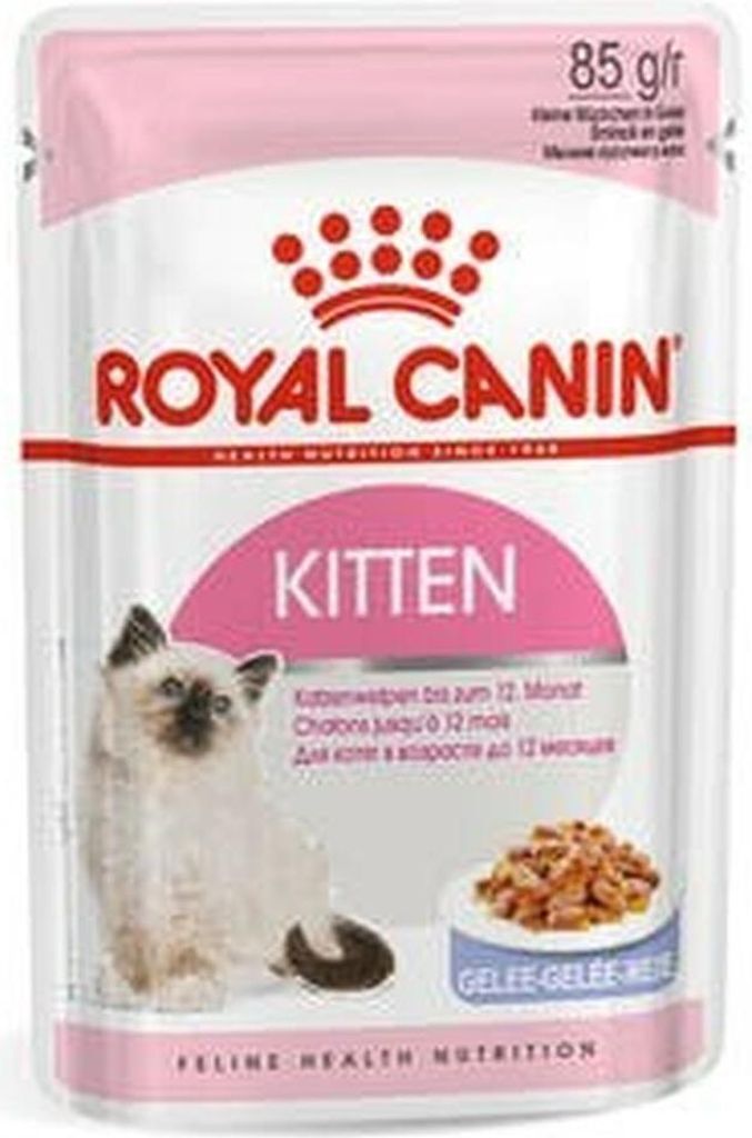 A pouch of Royal Canin Kitten Instinctive cat food.