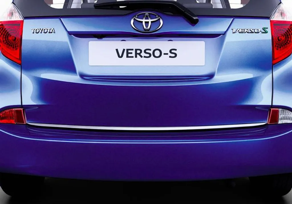 Évitez les Rayures : Protection Pare-chocs Toyota Verso S PZ49U-D0492