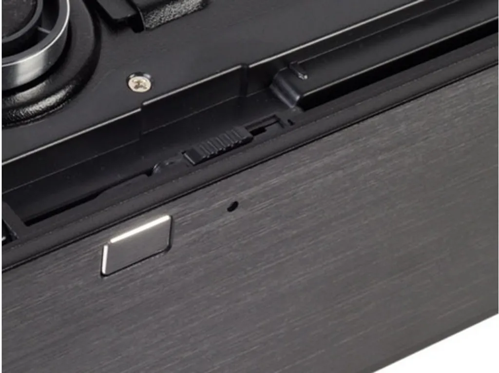 Châssis HTPC SilverStone ML04 en Métal Noir - Format Compact Micro-ATX