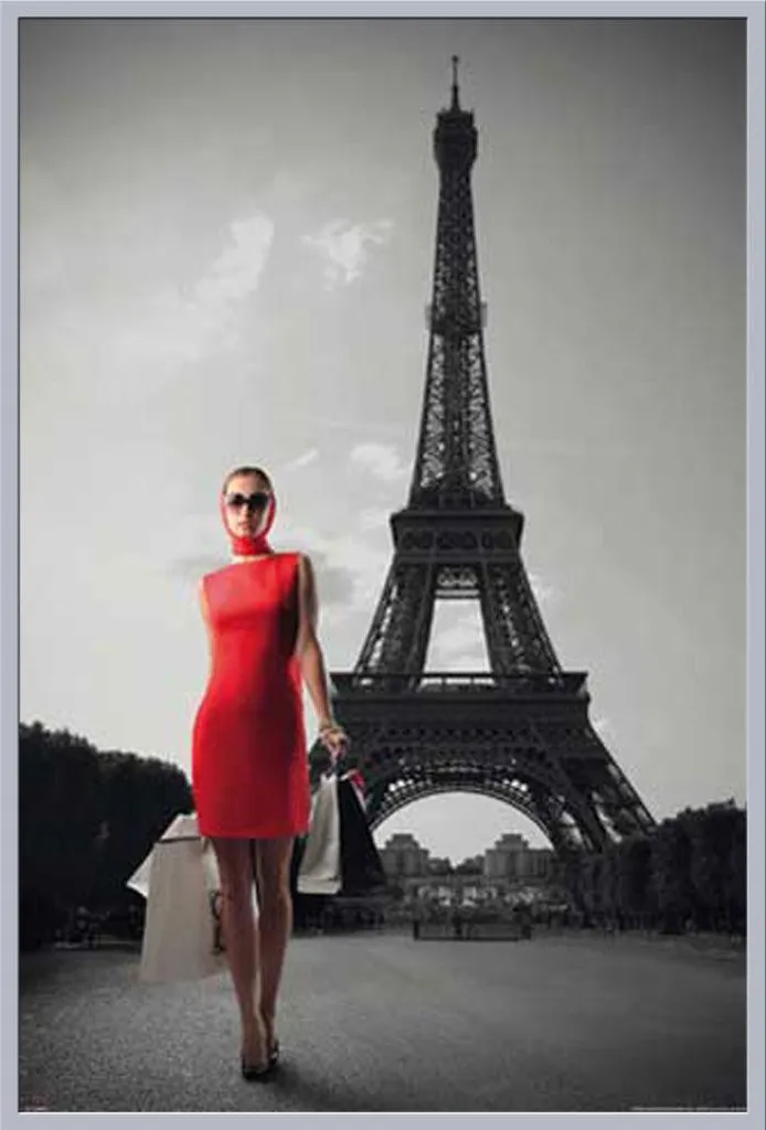 Affiche Paris Red Dress et Cadre Shinsuke® Argenté en Vitre Acrylique