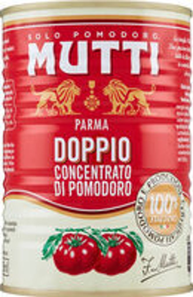 A close-up of a can of Mutti Doppio Concentrato.