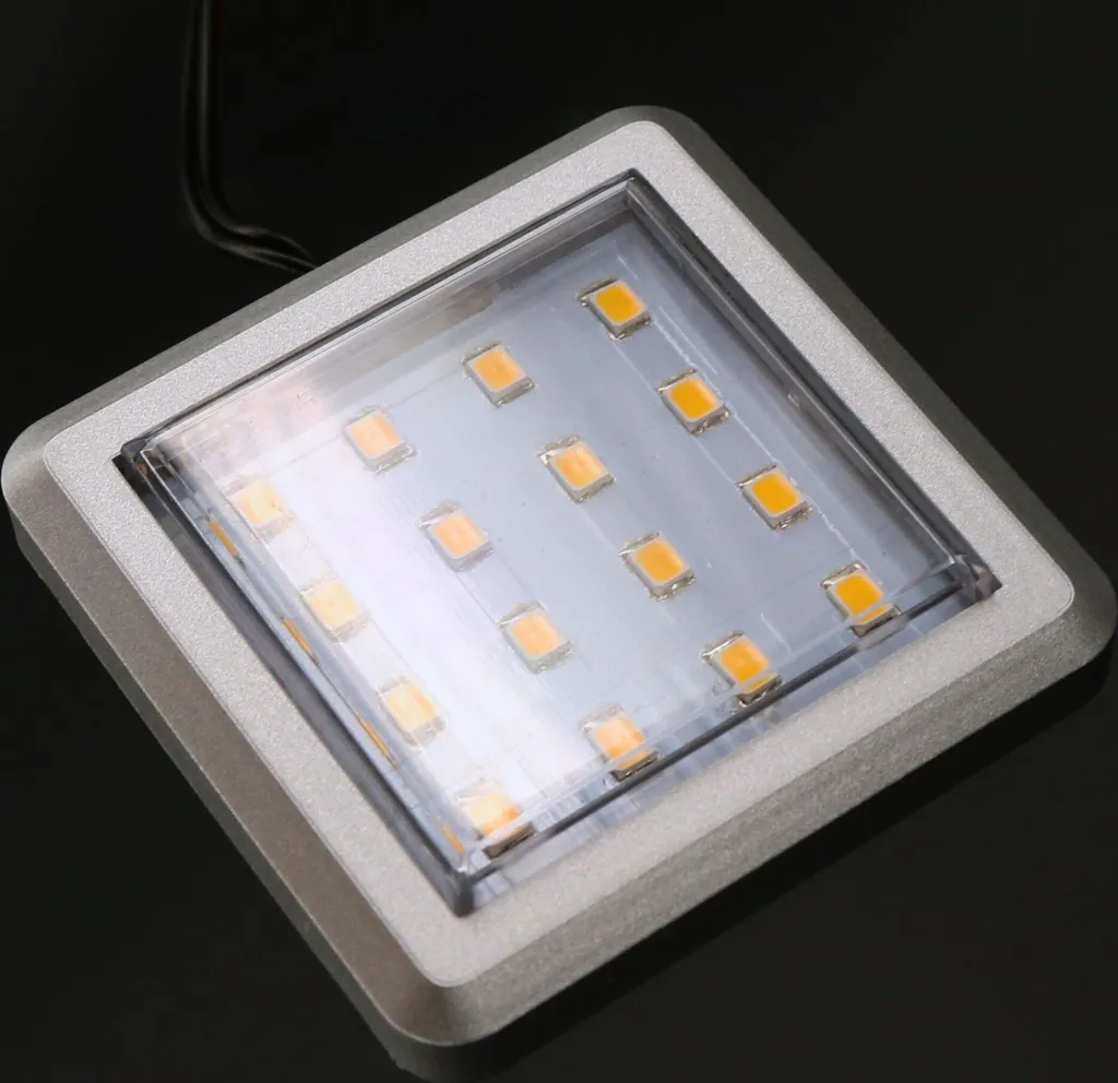 Éclairage sous Meuble LED Blanc Chaud 3000K Kit de 8 avec Pied de Commande - 4