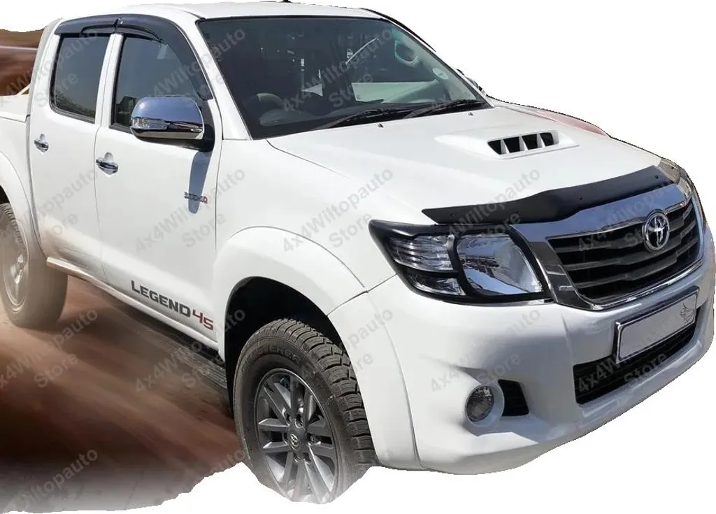 Déflecteur Toyota Hilux Vigo : Stop aux impacts et éclats sur capot