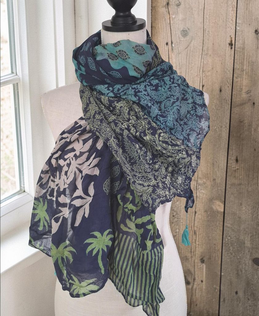Sarah & Sally Damen Schal dunkelblau grün mit Quasten aus 100% Baumwolle Blockprint